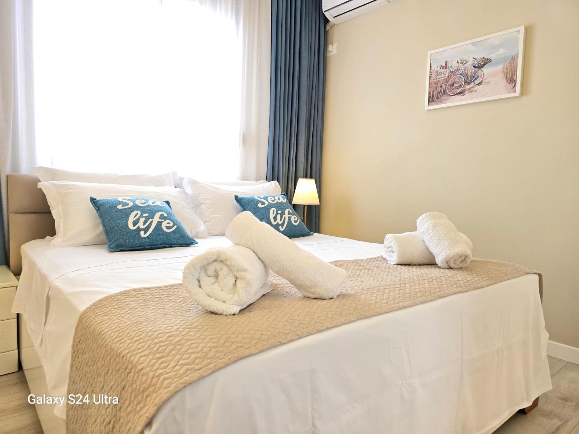 Eli'S Seafront Apartment Saranda Kültér fotó